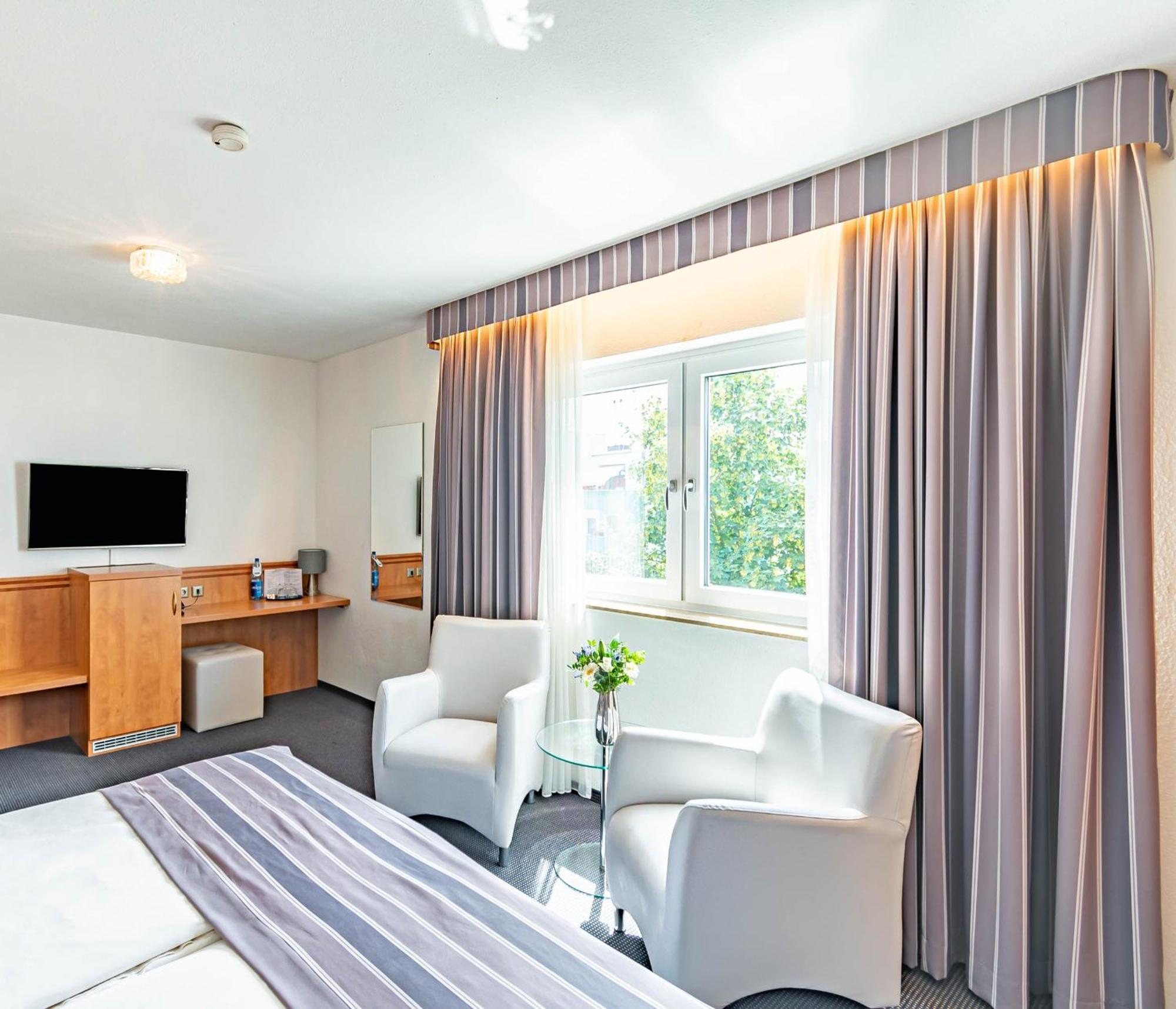 Parkhotel Sonnenberg Eltville am Rhein Εξωτερικό φωτογραφία
